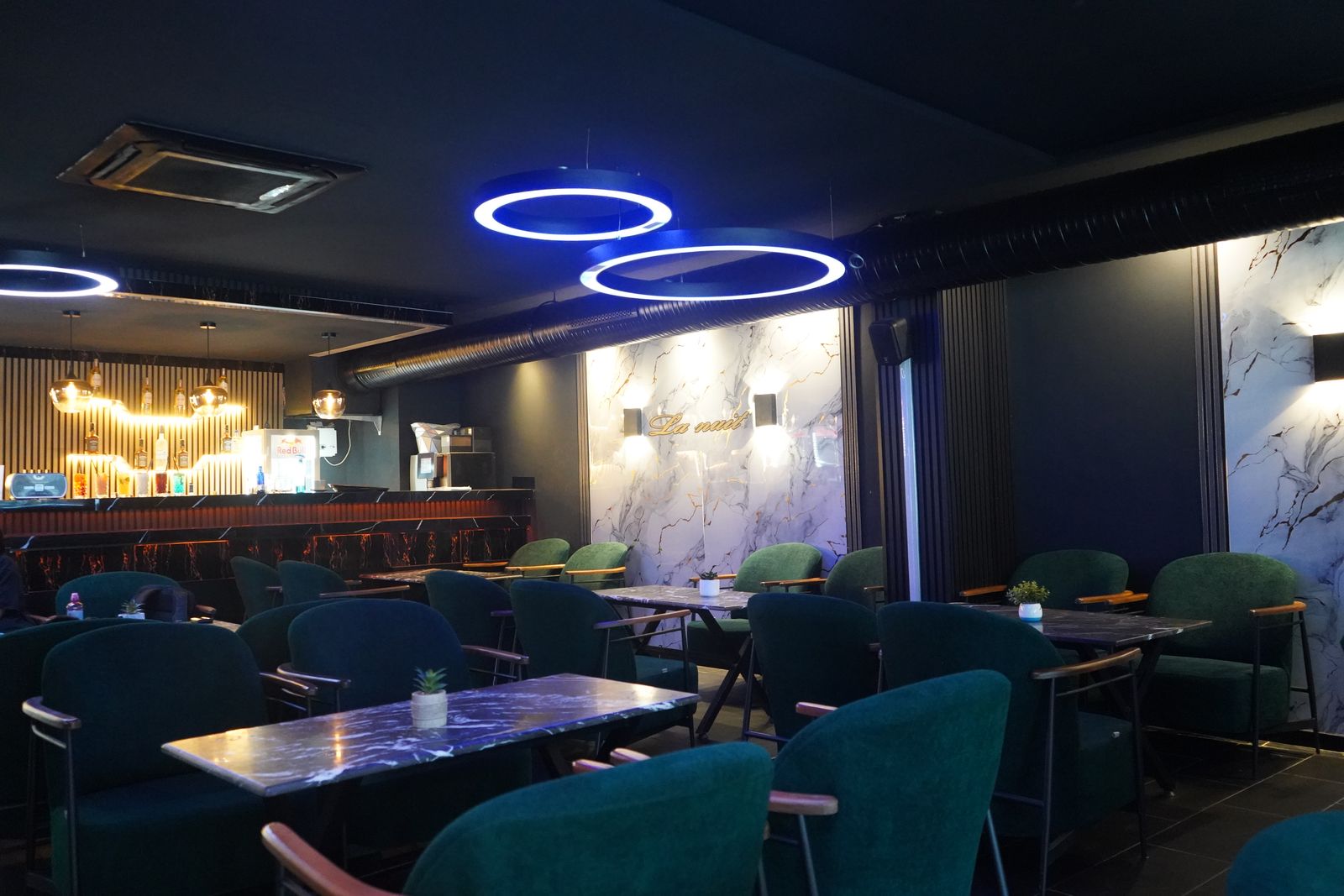 La Nuit – Bar