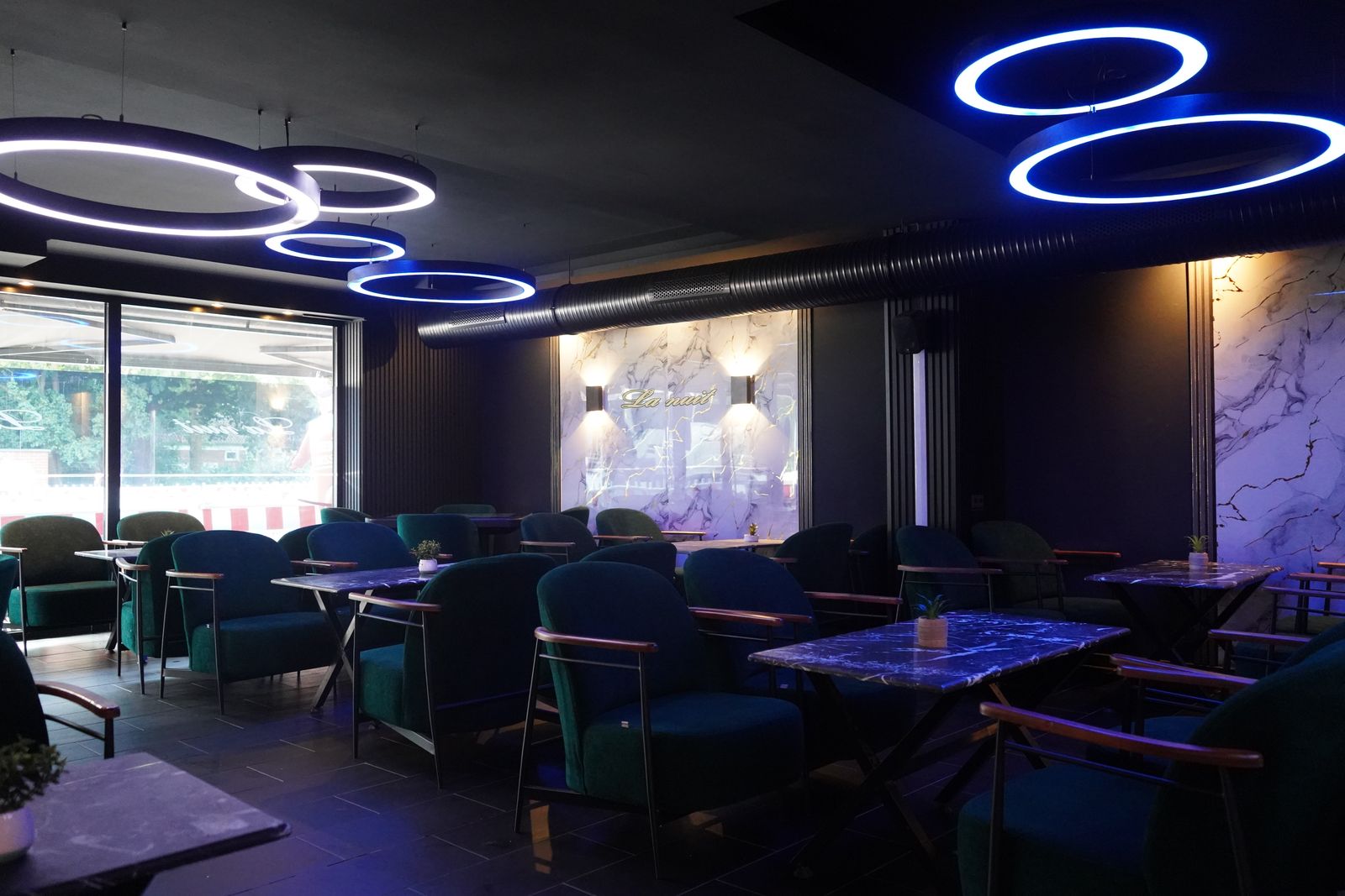 La Nuit – Neon-Ringe
